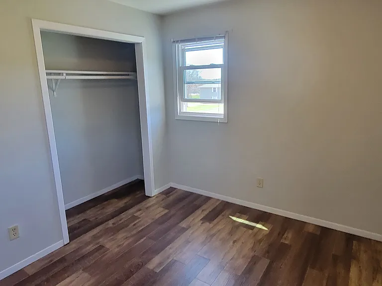 1128 Sunset Ln #4 — Photo 3