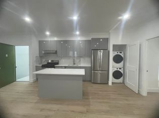47-33 38th St #1, Long Island City, NY 11101