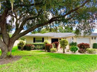 6982 W Country Club Dr N, Sarasota, FL 34243