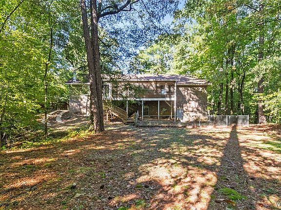 5th image of 5709 Summerfield Dr E