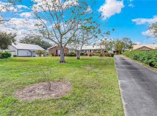 514 Caloosa Estates Dr, Labelle, FL 33935