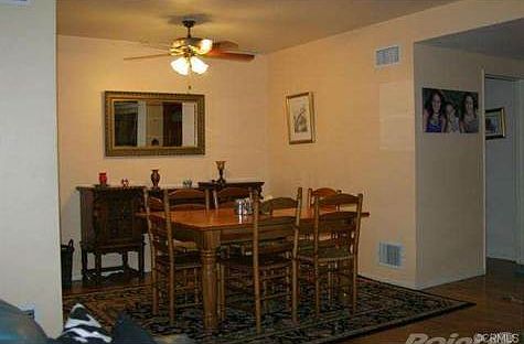 5th image of 812 Irving Dr