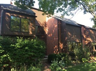 3210 W Buckthorn Rd, Lincoln, NE 68523