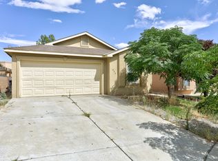 608 97th St SW, Albuquerque, NM 87121