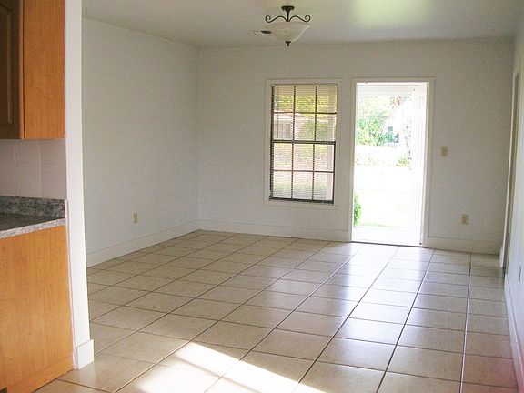 Entrance to living room