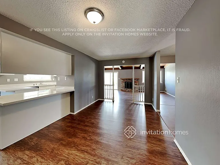 3015 Barmouth Dr — Photo 3