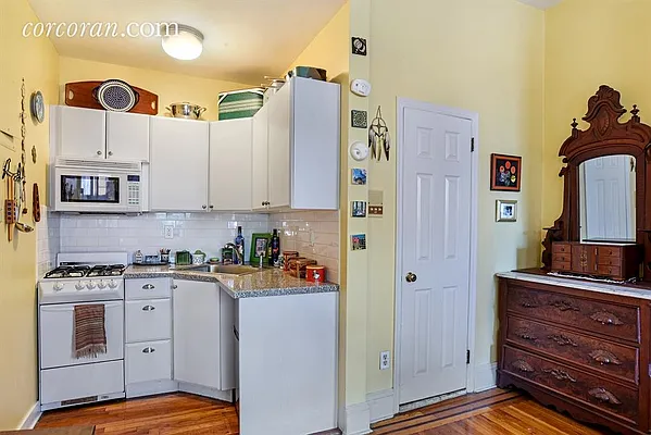 Sold by Corcoran | media 7