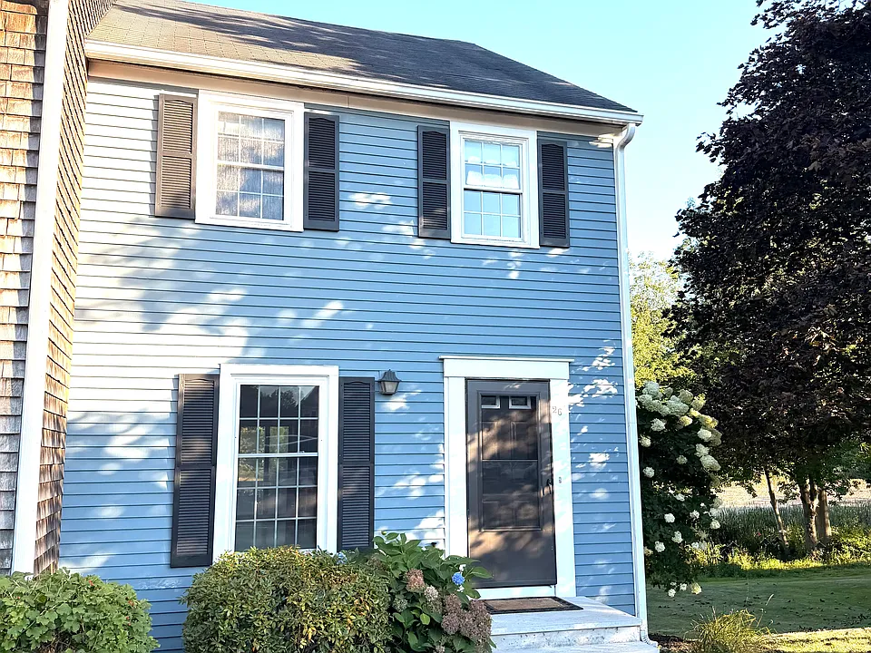 1275 Maplewood Ave #26
