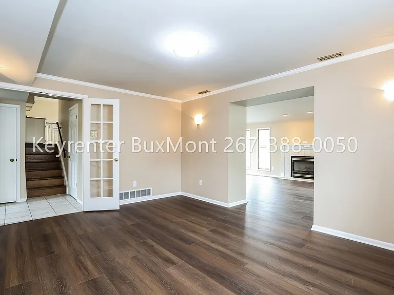 1041 Fitch Rd — Photo 5