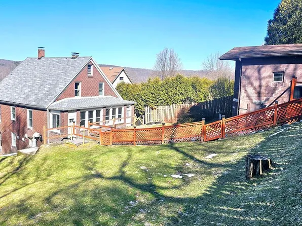 20 Drew St, Johnstown, PA 15906