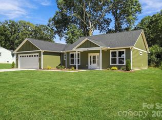 413 Dogwood Ln #24, Statesville, NC 28625