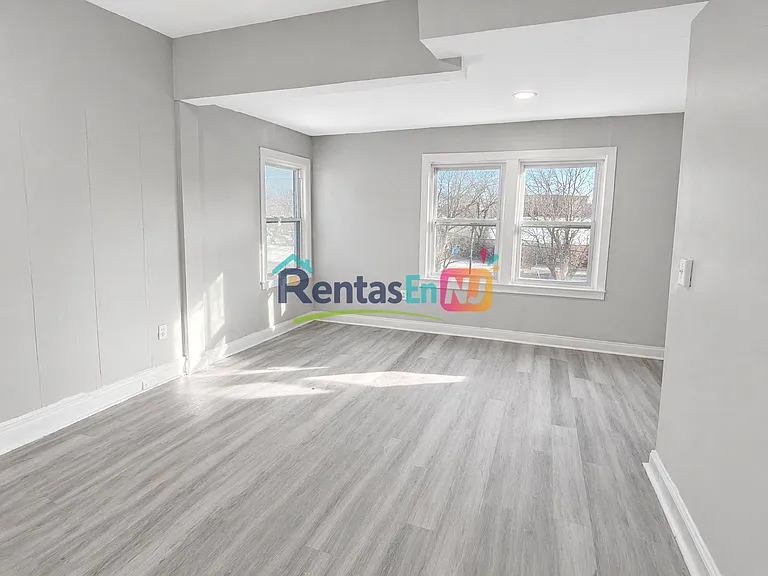 71 W Alpine St #21 — Photo 7