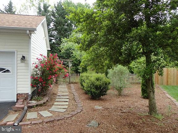 2nd image of 7 Seay Ct