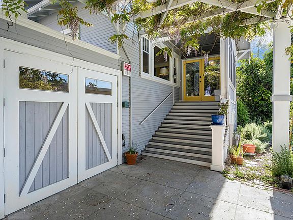 3rd image of 2221 W St