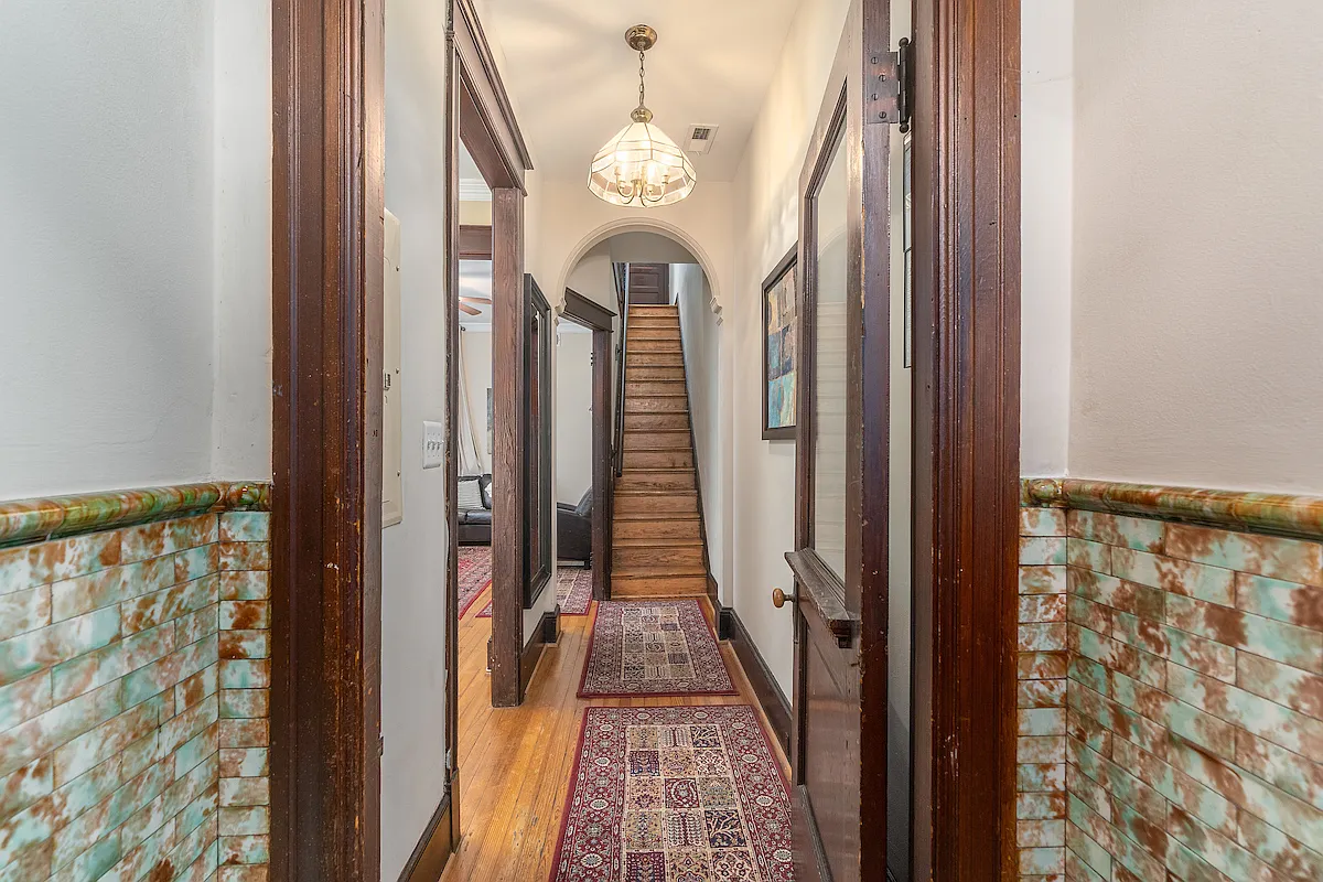 1 bed, 100 sqft, $1,250 — Photo 4