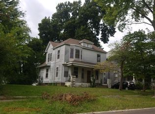 909 N 3rd St, Springfield, IL 62702