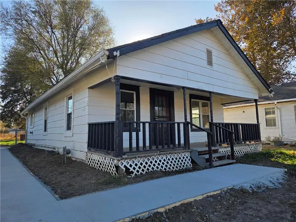 1006 W Cliff St, Saint Joseph, MO 64504