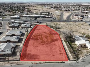 317597 Old County Dr, El Paso, TX 79907