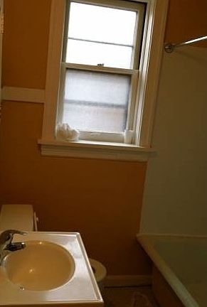 5th image of 4020 Hydraulic Ave #A