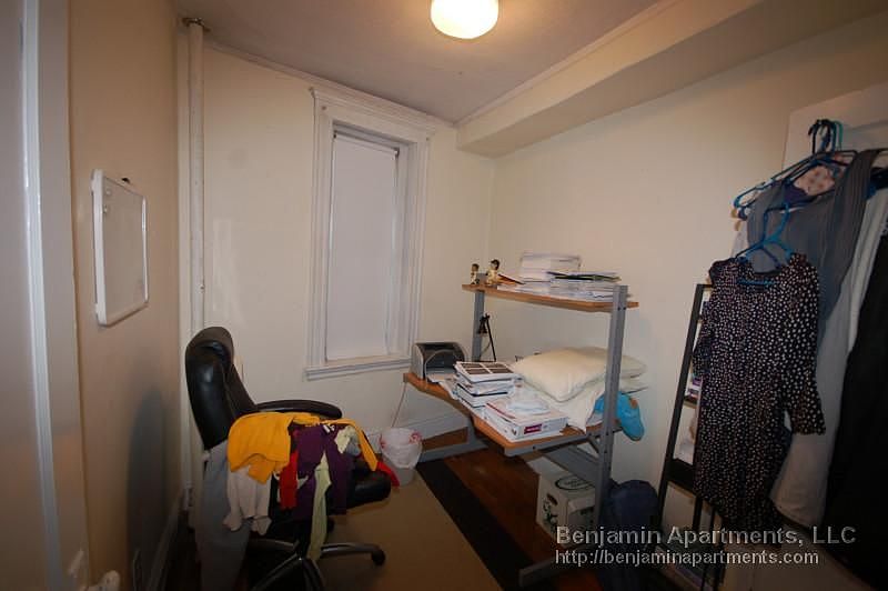 2nd image of 34 Walbridge St Unit 1A