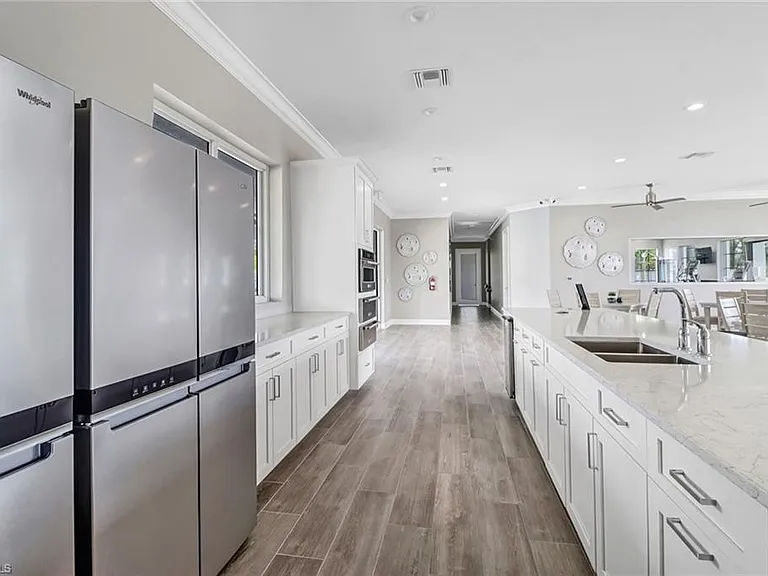 317 Spiaggio Ct — Photo 40