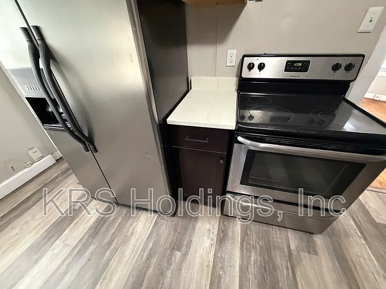1145 23rd St — Photo 5