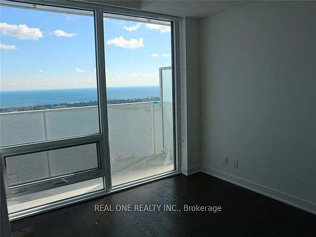 88 Harbour St S #6409 — Photo 10