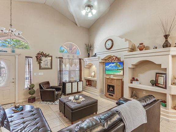5th image of 9708 El Tepeyac Ave