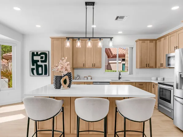 23116 N DRIFTER Way, Sun City West, AZ 85375