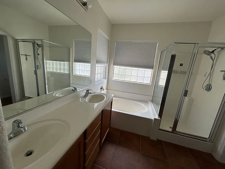 10646 Allegrini Dr — Photo 18