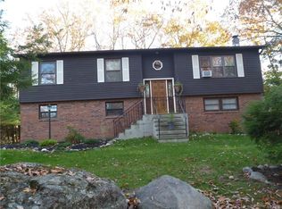 1 Chester St, Rock Hill, NY 12775