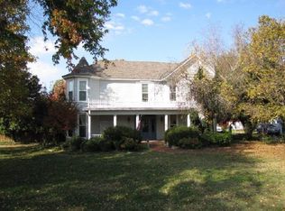 1037 Bowling Green Rd, Franklin, KY 42134