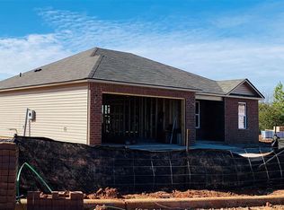 116 Cambridge Park Dr, Montevallo, AL 35115