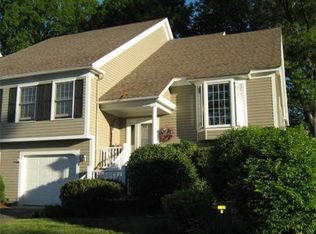 10 Windpath E, West Springfield, MA 01089