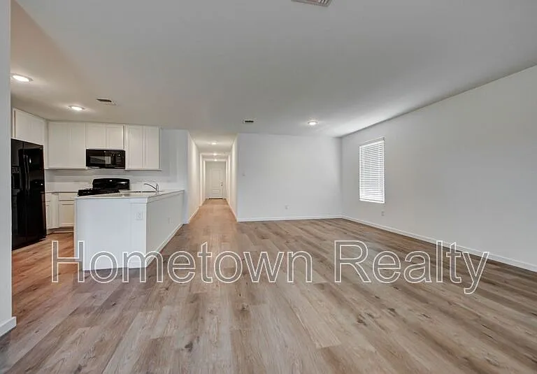 9612 NW 123rd St — Photo 8
