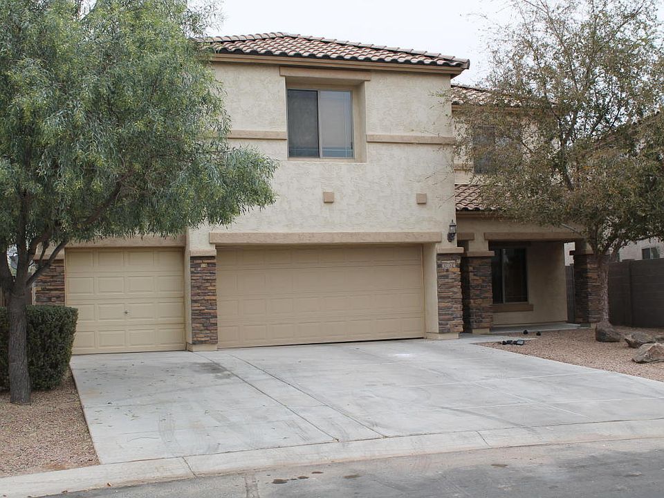 1st image of 43024 W Estrada St