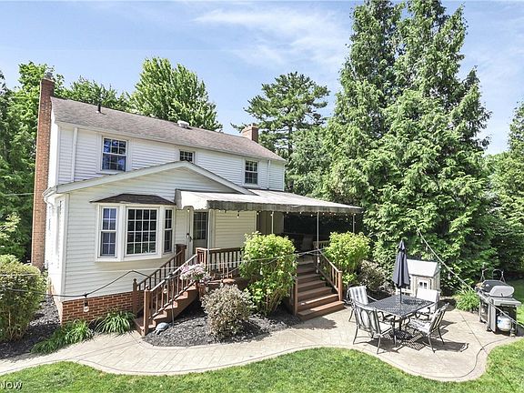 5th image of 23426 Alexander Rd