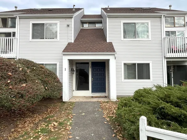 1 Brookwood Drive APT H, Rocky Hill, CT 06067