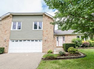 6560 Fernwood Dr, Lisle, IL