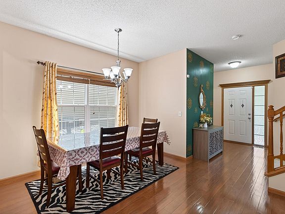 5th image of 10013 Iris Ln