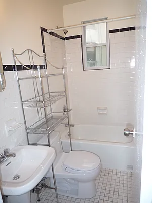 Rented by Bien Realty Ltd | media 31