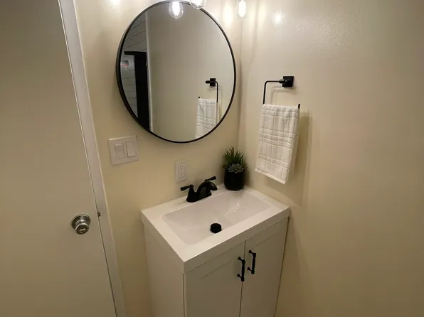 (undisclosed Address), Bellflower, CA 90706