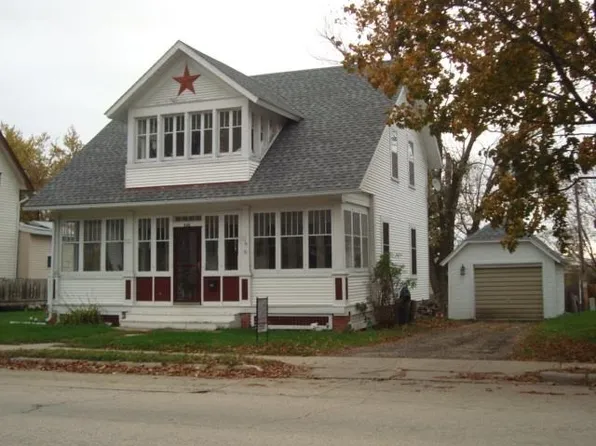 443 Madison St, Lancaster, WI 53813