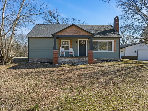 642 Sinking Springs Rd, Clinton, TN 37716