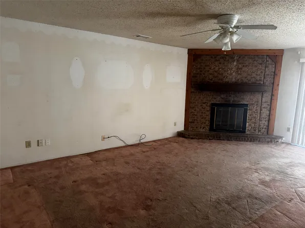 1314 Ontario Dr, Garland, TX 75040