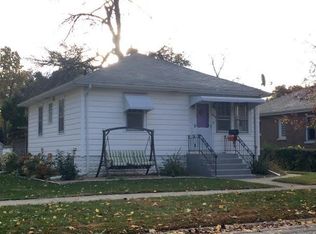 1047 S 6th Ave, Kankakee, IL 60901