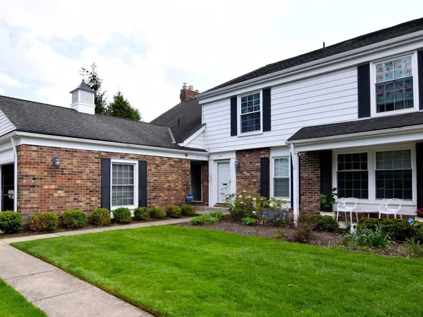 34100 Chagrin Blvd APT 1101, Moreland Hills, OH 44022