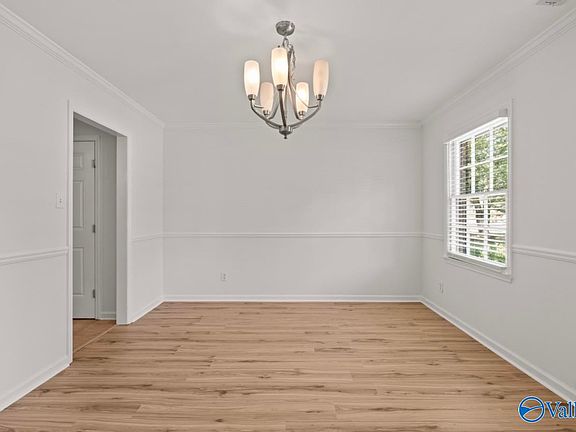 5th image of 2906 Hunterwood Dr SE