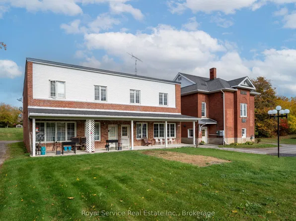 3246 County Road 2 Rd, Otonabee South Monaghan, ON K0L 2G0