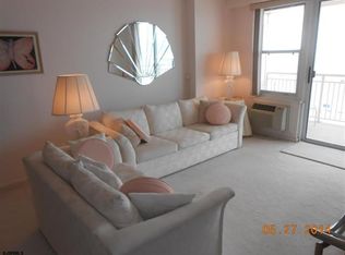 9400 Atlantic Ave APT 407, Margate City, NJ 08402